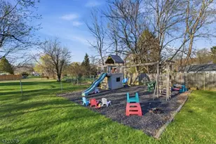 403 Red School Ln, Lopatcong Township, NJ 08865 - Photo 32