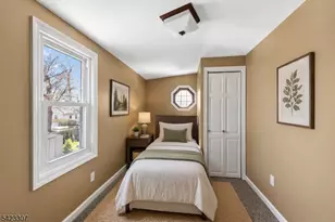 348 Maplewood Ave, Kenilworth, NJ 07033 - Photo 14