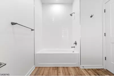 321 E 3rd St #428, Plainfield, NJ 07060 - Photo 14