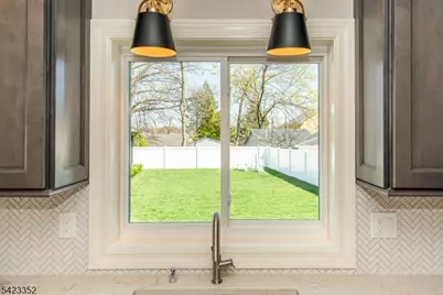 129 Essex Ave, Bloomfield Twp., NJ 07003 - Photo 18