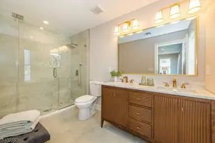 129 Essex Ave, Bloomfield Twp., NJ 07003 - Photo 28