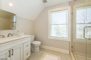 129 Essex Ave, Bloomfield Twp., NJ 07003 - Photo 36