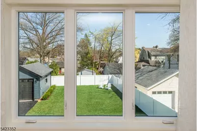 129 Essex Ave, Bloomfield Twp., NJ 07003 - Photo 26