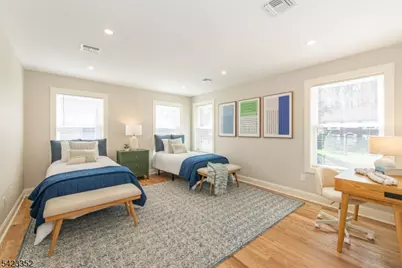 129 Essex Ave, Bloomfield Twp., NJ 07003 - Photo 32