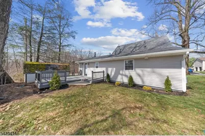 4 Melody Ln, West Milford, NJ 07480 - Photo 12