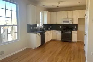 209 Winding Hill Dr, Mount Olive, NJ 07840 - Photo 4