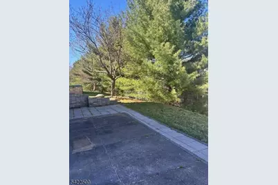 209 Winding Hill Dr, Mount Olive, NJ 07840 - Photo 10