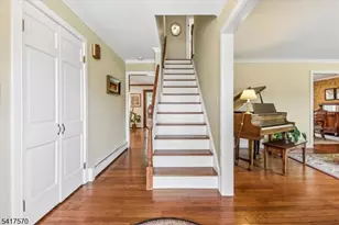 42 Sutton Rd, Tewksbury Township, NJ 08833 - Photo 4