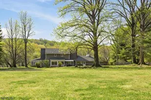 42 Sutton Rd, Tewksbury Township, NJ 08833 - Photo 40