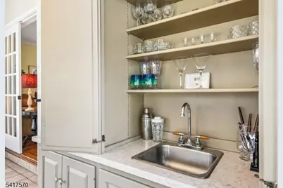 42 Sutton Road, Tewksbury Township, NJ 08833 - Photo 8