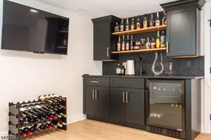 15 Green Meadows Rd, Fairfield, NJ 07004 - Photo 38