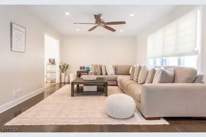 15 Green Meadows Rd, Fairfield, NJ 07004 - Photo 16