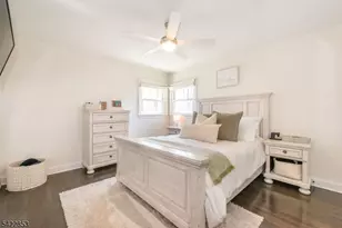 15 Green Meadows Rd, Fairfield, NJ 07004 - Photo 20