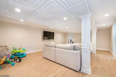 15 Green Meadows Rd, Fairfield, NJ 07004 - Photo 32