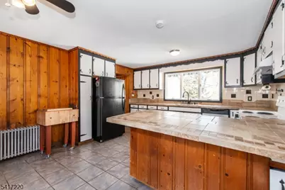 8 Stonehedge Ln, Byram Township, NJ 07821 - Photo 36
