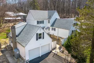 8 Stonehedge Ln, Byram Township, NJ 07821 - Photo 2