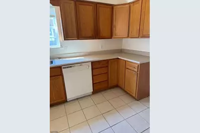 17 Parkway Dr.West #1, East Orange, NJ 07017 - Photo 6