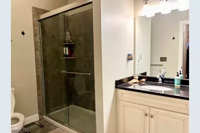 116 Washington Ave #3D, Hawthorne, NJ 07506 - Photo 6