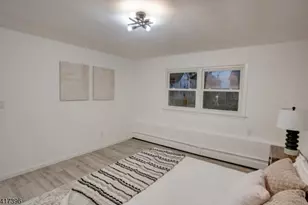 215 E 10th Ave, Roselle, NJ 07203 - Photo 12