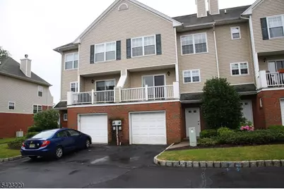 17 Castle Drive Ondo, Berkeley Heights Township, NJ 07922 - Photo 2