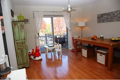 17 Castle Drive Ondo, Berkeley Heights Township, NJ 07922 - Photo 4