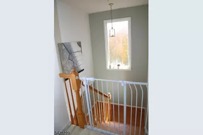 17 Castle Drive Ondo, Berkeley Heights Township, NJ 07922 - Photo 6