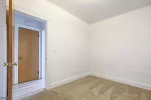 58 Westervelt Ave, Hawthorne, NJ 07506 - Photo 10