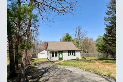 815 Miller Ln, Bridgewater, NJ 08836 - Photo 2