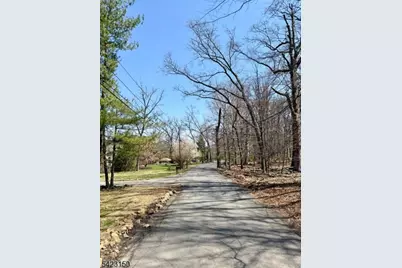 815 Miller Ln, Bridgewater, NJ 08836 - Photo 2