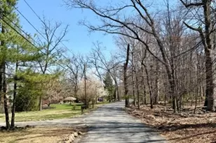 815 Miller Ln, Bridgewater, NJ 08836 - Photo 2