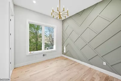 11 Elmwood Ct, Livingston, NJ 07039 - Photo 32