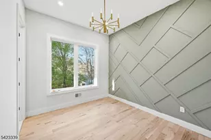 11 Elmwood Ct, Livingston, NJ 07039 - Photo 32