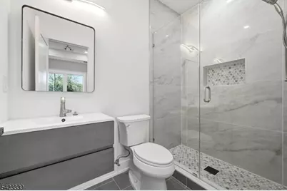 11 Elmwood Ct, Livingston, NJ 07039 - Photo 26