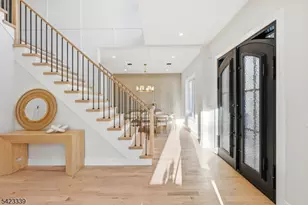 11 Elmwood Ct, Livingston, NJ 07039 - Photo 2