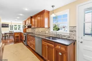 54 Knollwood Ave, Madison, NJ 07940 - Photo 10