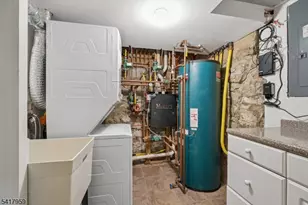 35 Dehart St, Morristown, NJ 07960 - Photo 20