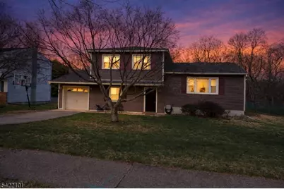 105 College View Dr, Hackettstown, NJ 07840 - Photo 1