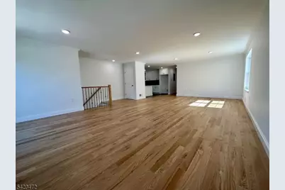 135 Court St, Elizabeth, NJ 07206 - Photo 12