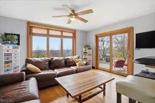 3 Hillbrook Ln, Holland Township, NJ 08848 - Photo 10