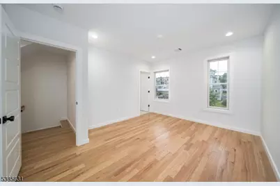 107 N Fullerton Ave, Montclair, NJ 07042 - Photo 8