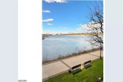 8100 River Rd #209, North Bergen Twp., NJ 07047 - Photo 2