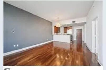 8100 River Rd #209, North Bergen Twp., NJ 07047 - Photo 6
