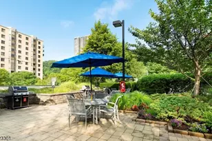 8100 River Rd, North Bergen Twp., NJ 07047 - Photo 32
