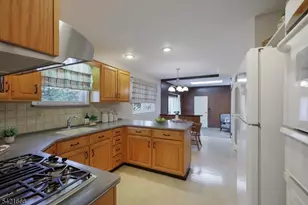 22 Maynard Rd, Franklin Township, NJ 08873 - Photo 22