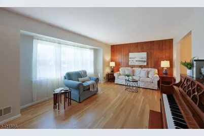 22 Maynard Rd, Franklin Township, NJ 08873 - Photo 16