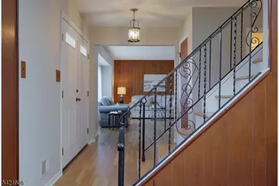 22 Maynard Rd, Franklin Township, NJ 08873 - Photo 12