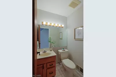 22 Maynard Rd, Franklin Township, NJ 08873 - Photo 32