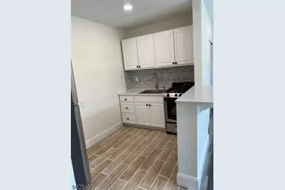 22 Cottage St #2F, South Orange, NJ 07079 - Photo 4