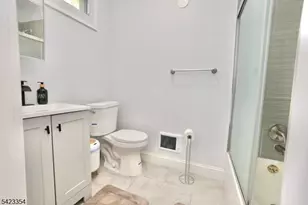 189 Summit Cross, Rutherford, NJ 07070 - Photo 12