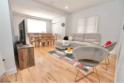 189 Summit Cross, Rutherford, NJ 07070 - Photo 2